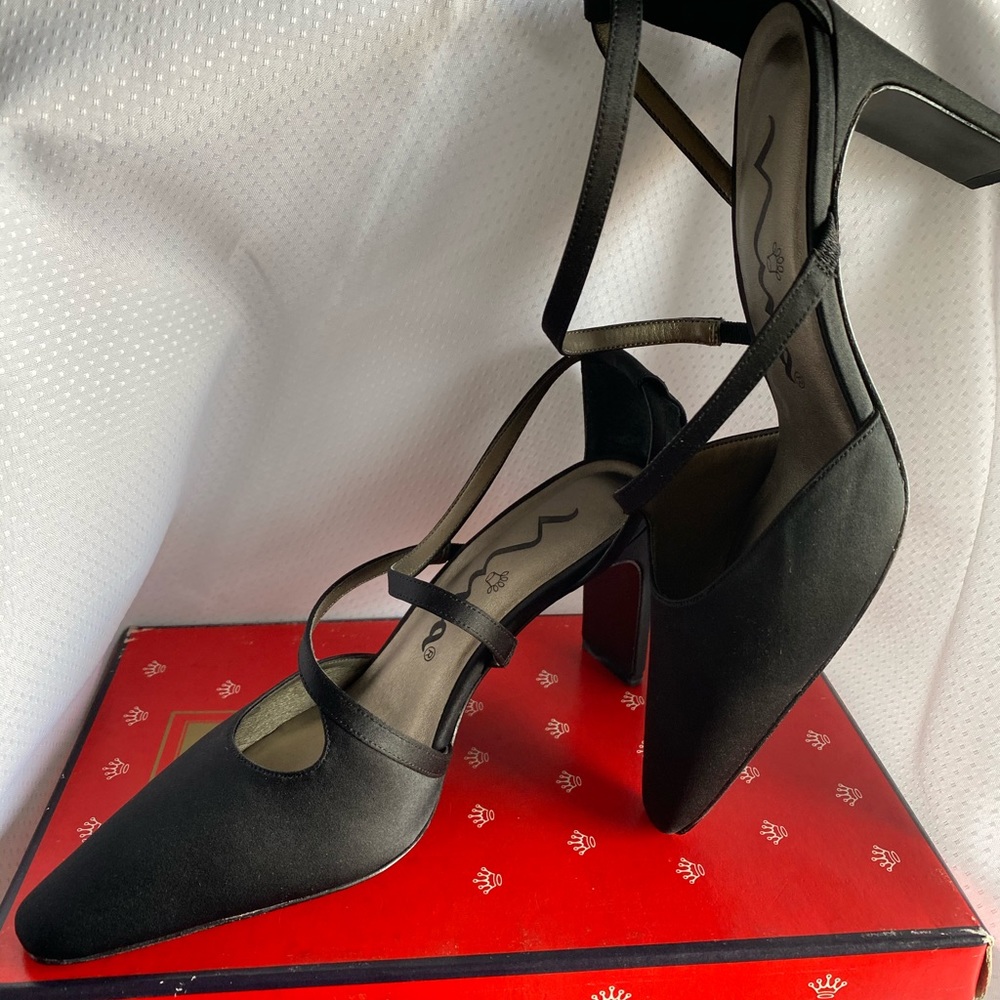 Women’s Shoes